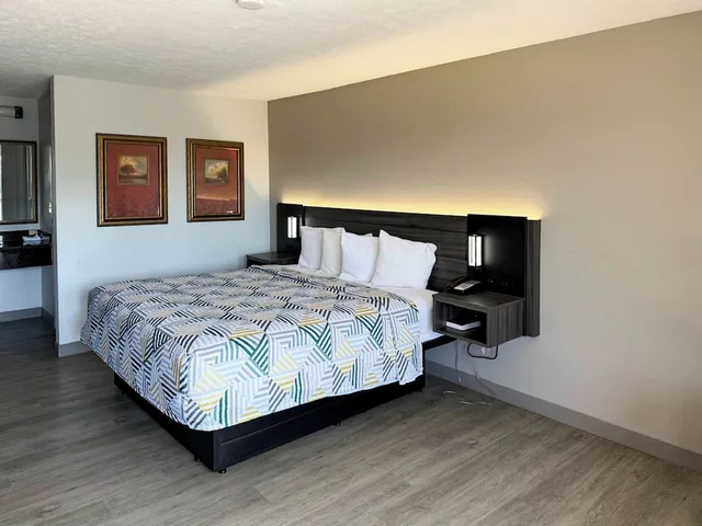 غرفة ديلوكس بسرير كينج للمدخنين، Motel6 Stafford, VA - Quantico 1/10