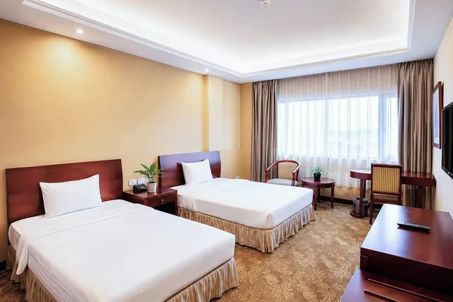 غرفة قياسية بسرير كينج وسريرين منفصلين، Savan Resorts 5/11