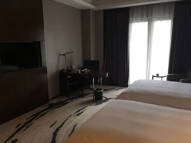 Room, Twin Beds, Smoking, Ramada by Wyndham Huizhou South 2/4
