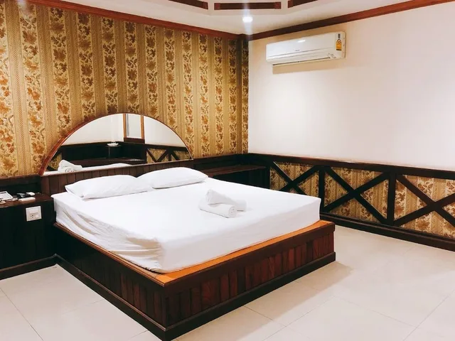 غرفة بسرير كينج، Bypass And Resort 4/4