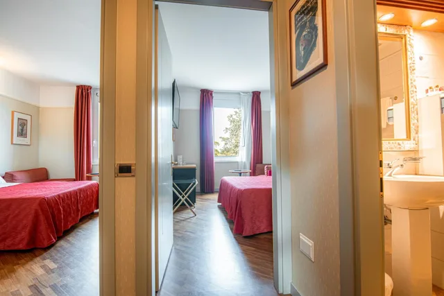 غرفة ثلاثية، Hotel Della Porta 6/9