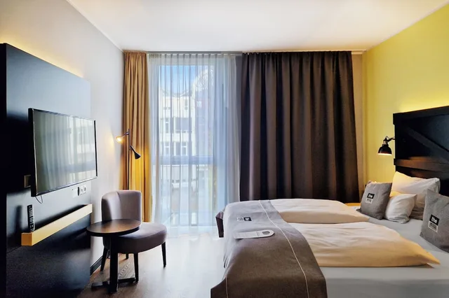 غرفة قياسية بسرير مزدوج، Holiday Inn - the niu, Fury Aschheim Messe, an IHG Hotel 1/9