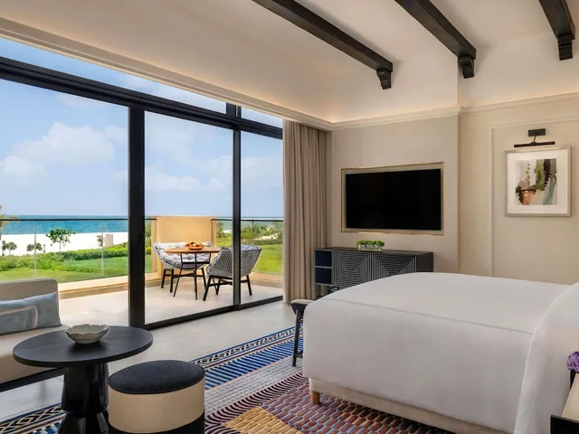 غرفة سوبيريور بسريرين كوين بإطلالة على البحر، Sofitel Ras Al Khaimah Al Hamra Beach Resort 5/10