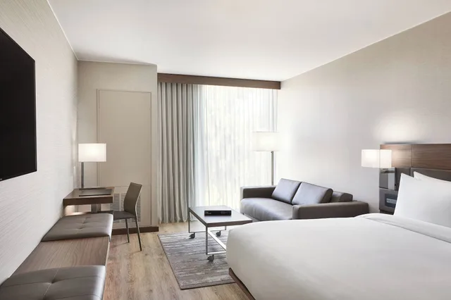 غرفة بسرير كينج بإطلالة على الجبل، Ac Hotel By Marriott Phoenix Biltmore 1/8