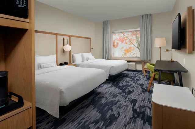 غرفة، Fairfield Inn & Suites By Marriott New Orleans Metairie 1/6