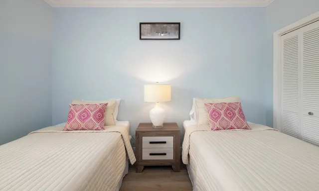 شقة سكنية بسرير كينج وسريرين منفصلين، Grandview Condominiums 3/10