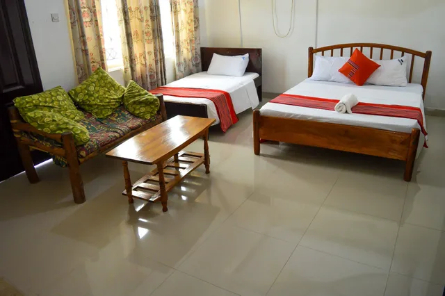 Deluxe, Queen Bed, Sanana Conference Center 6/10