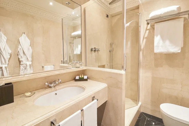 غرفة سوبيريور بسرير مزدوج أو سريرين منفصلين، Hotel de la Ville - Monza, an SLH Hotel 5/5