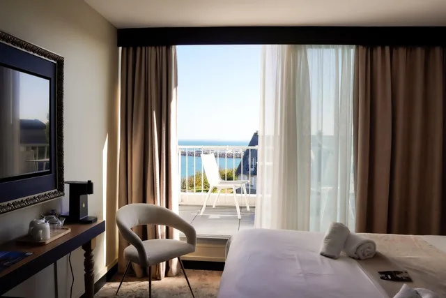 Comfort, Double Bed, Lateral Side Sea View, Terrace، Relais Du Silence Ker Moor Preference 1/1