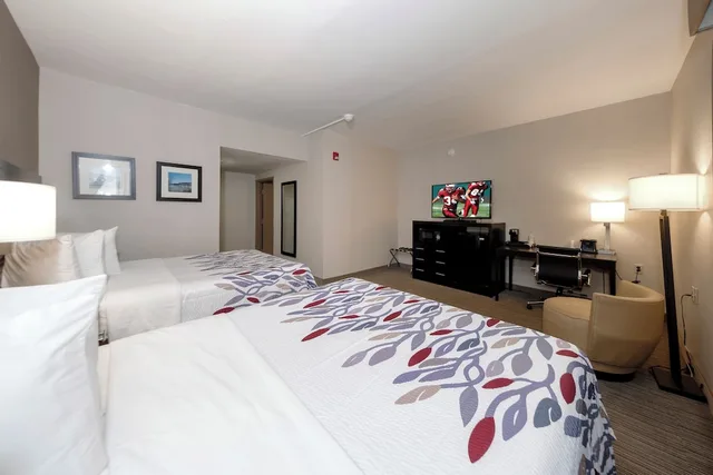 جناح بسريرين كوين بإطلالة على البحيرة لذوي الإعاقة، Red Roof Inn & Suites Newburgh - Stewart Airport/ West Point 2/10