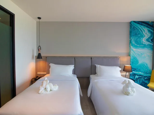 غرفة ديلوكس بسرير مزدوج أو سريرين منفصلين بإطلالة على البحر، Fortune Saeng Chan Beach Rayong 3/10