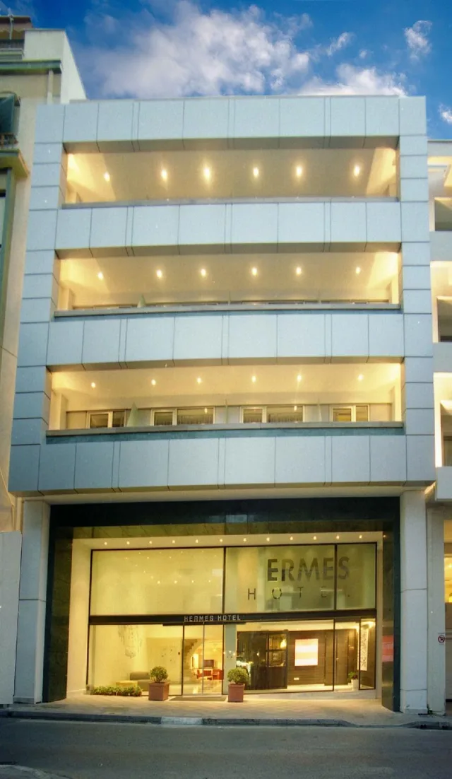 غرفة قياسية ثلاثية بسريرين منفصلين مع سرير إضافي، Hermes Hotel 1/1