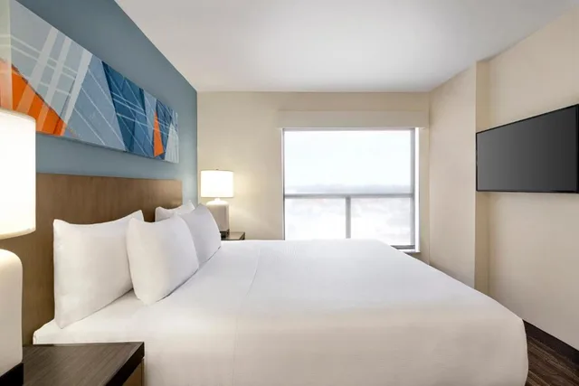 غرفة بسرير كينج، Hyatt House Bryan/College Station 1/1