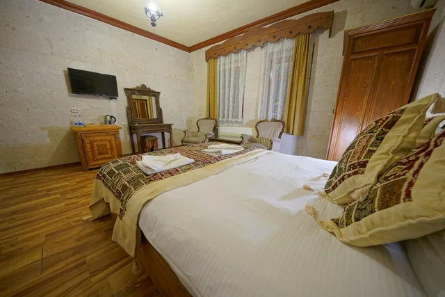 غرفة قياسية بسرير مزدوج، Arch Palace Hotel 1/6