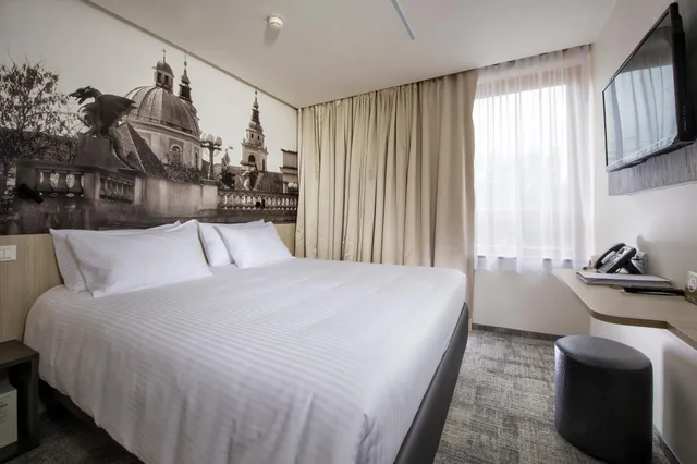 غرفة عائلية بسرير كينج، City Hotel Ljubljana 1/2