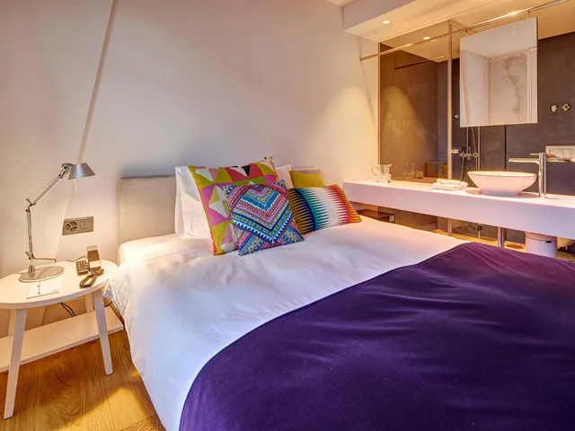 غرفة قياسية بسرير كوين، Hotel Restaurant Anker Luzern 1/1