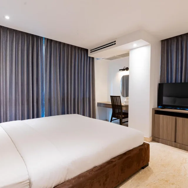 غرفة سوبيريور بسرير كينج، Sukhothai Residence Ruamrudee 1/6