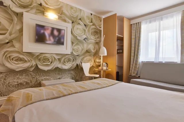 غرفة سوبيريور عائلية بسرير مزدوج مع أريكة، MyContinental Bucuresti Gara de Nord 3/4