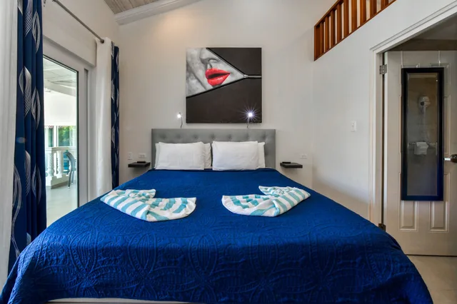 Loft, Suite, 1 King and 1 Single Beds, Pool Side، Swiss Paradise Aruba 3/7
