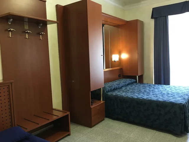 غرفة مفردة، Hotel Aurora 11/15