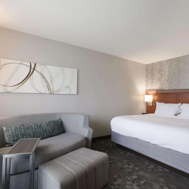 غرفة بسرير كينج لذوي الإعاقة، Sonesta Select Atlanta Midtown Georgia Tech 1/10
