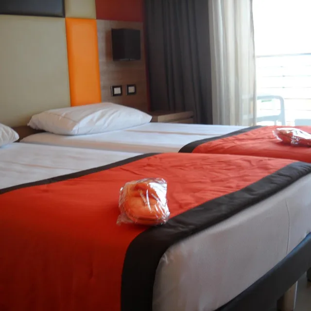 غرفة بسرير كينج، Hotel Tiber Fiumicino 1/5