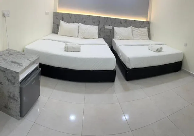 غرفة قياسية رباعية، Dlima Beach Inn 4/10