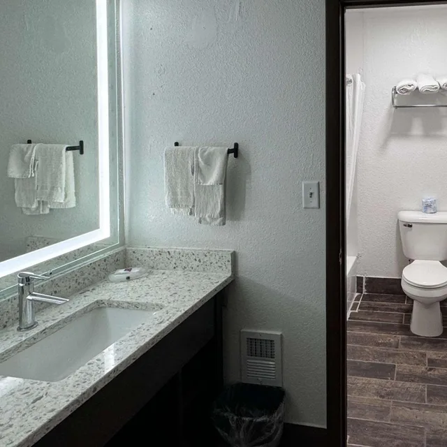 غرفة ديلوكس بسريرين كوين، Motel6 Fond Du Lac, WI 6/6