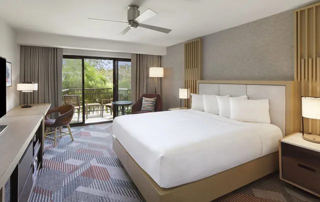 غرفة بسرير كينج بشرفة، Hyatt Regency Monterey Hotel and Spa on Del Monte Golf Course 2/6