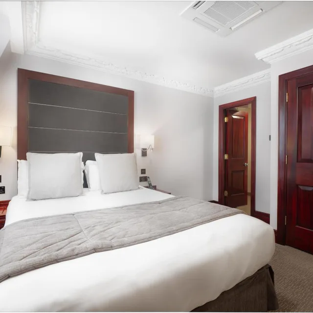 Executive, Gem Fitzrovia Hotel 7/10