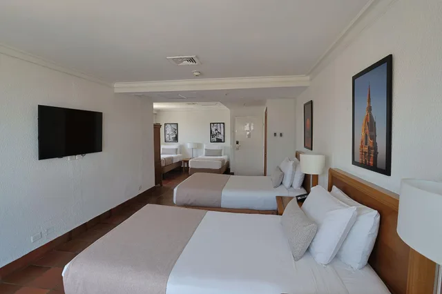 Family, Multiple Beds، Hotel Almirante Cartagena Colombia 3/5