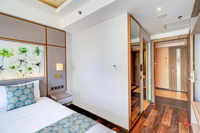 جناح بسرير مزدوج بشرفة، Sunday Hotel Sunset Road Near Trans Studio Mall 4/5