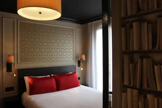 غرفة كلاسيكية بسرير مزدوج، Hotel Le Montmartre Saint Pierre 5/9