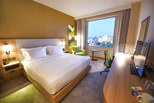 غرفة متصلة عائلية بسرير كوين، Hilton Garden Inn Kampala Kira Road 2/3