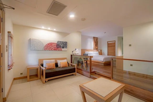 Suite, King Bed, Garden View, Sofa, HOLIDAY INN RESORT BARUNA BALI 3/10