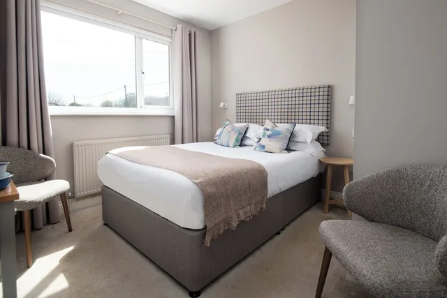 غرفة كلاسيكية بسرير مزدوج، CBH Beach House Hotel 6/9