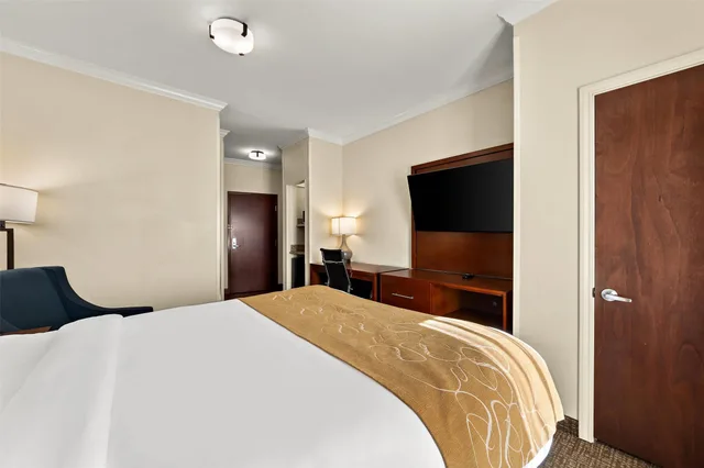 جناح بسرير كوين، Comfort Suites Corpus Christi Central 1/4