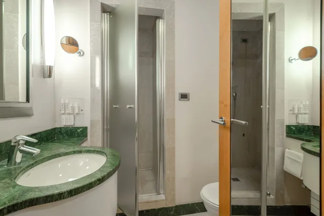 غرفة ديلوكس بسريرين منفصلين، Room Mate Collection Mia Rome Colosseum 8/8