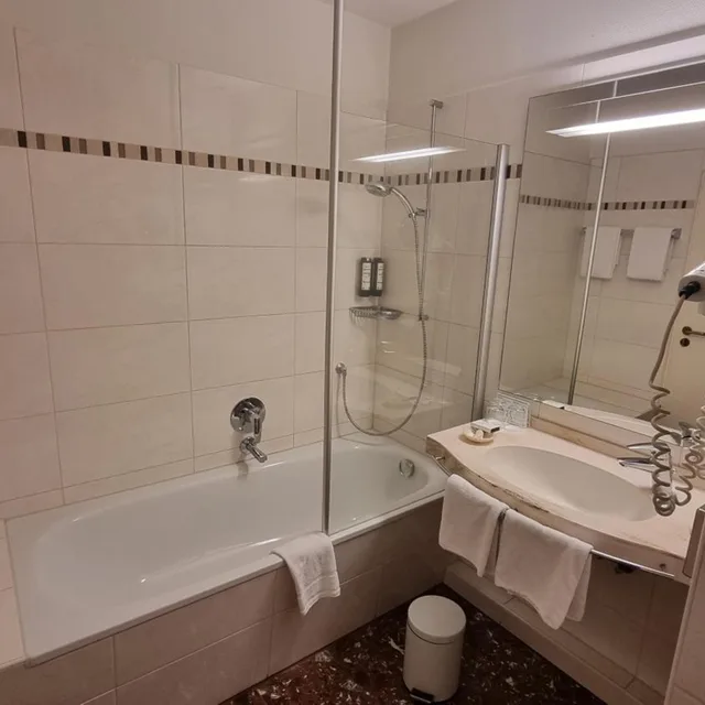 غرفة عائلية بسرير فردي، Hotel Panorama Hamburg-Harburg 9/9