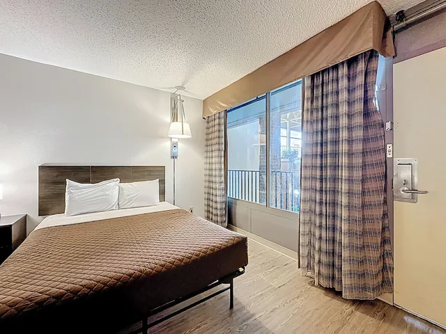 غرفة ديلوكس بسريرين مزدوجين، Stayable Suites Jacksonville West 7/10