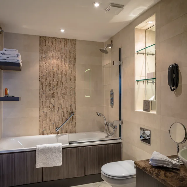 غرفة ديلوكس بسرير مزدوج، The Lowndes London – A Jumeirah Partner Hotel 2/2