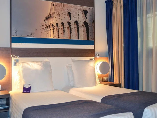 غرفة سوبيريور بسريرين منفصلين، Mercure Roma Centro Colosseo 5/10