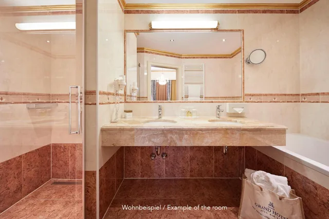 جناح سوبيريور بإطلالة على البحيرة، Grand Hotel Zell Am See 9/10
