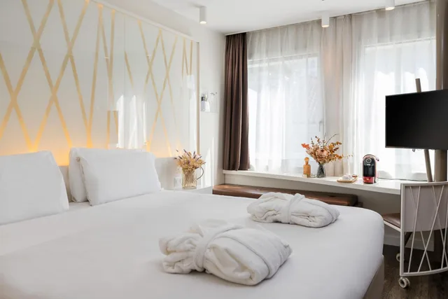 غرفة كلاسيكية بسرير مزدوج، Tilia Hotel 2/2