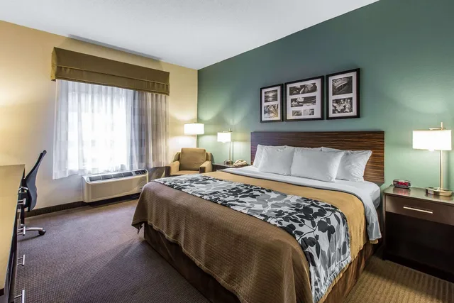 غرفة بسرير كينج، Sleep Inn & Suites Clintwood 1/3