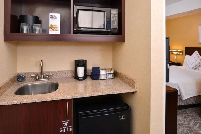 استوديو بسرير كوين مع أريكة، Springhill Suites Pittsburgh Mills 7/8