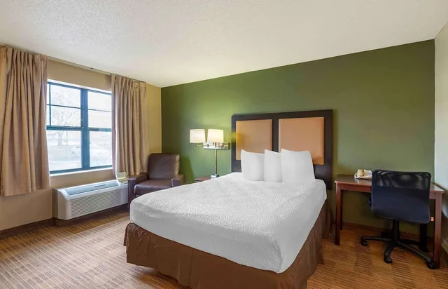 استوديو بسرير كوين لذوي الإعاقة، Extended Stay America Chicago- Woodfield Mall-Convention Ctr 1/3