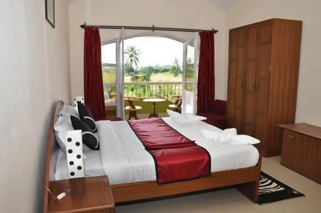 فيلا بسرير مزدوج وسريرين منفصلين بإطلالة على المسبح بغرفتي نوم، A'S HOLIDAY RESORT 1/1