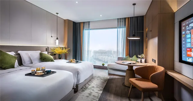 غرفة بسريرين منفصلين بإطلالة على النهر، Elegant Hotel (Zhujiang New Town Canton Tower) 1/2