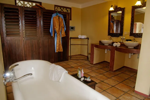 Royal, Suite, King Bed, Partial Ocean View, Executive Level، Zanzibar Palace Hotel 1/1
